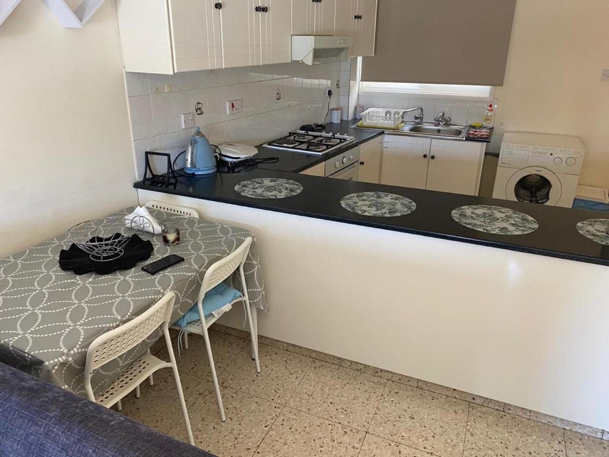 Comfort Apartment Larnaca Exterior foto